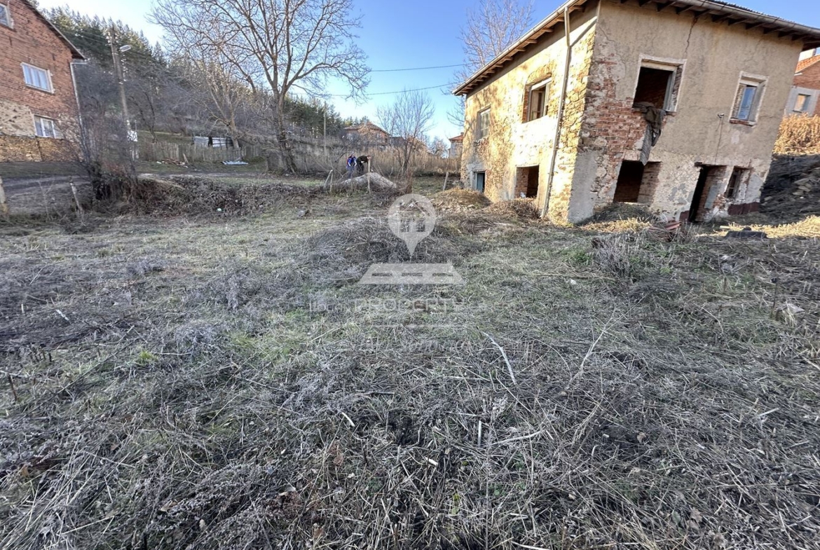 ПАРЦЕЛ ЗА КЪЩА В ПЛАНИНАТА - 0