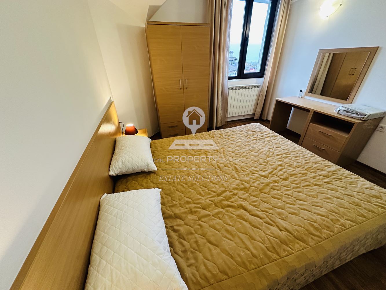 НАПЪЛНО ОБЗАВЕДЕН, ТРИСТАЕН АПАРТАМЕНТ ПОД НАЕМ В СГРАДА "ЕЛЕГАНТ ЛОДЖ" ГР. БАНСКО. - 0