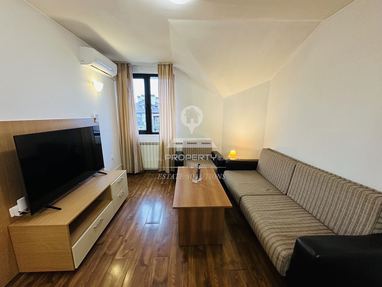 НАПЪЛНО ОБЗАВЕДЕН, ТРИСТАЕН АПАРТАМЕНТ ПОД НАЕМ В СГРАДА "ЕЛЕГАНТ ЛОДЖ" ГР. БАНСКО. - 0