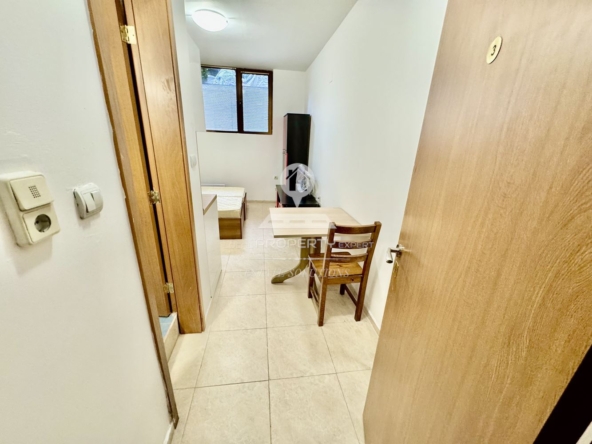 ОБЗАВЕДЕНО СТУДИО ПОД НАЕМ В ЗОНАТА НА КАБИНКОВ ЛИФТ БАНСКО. - 0