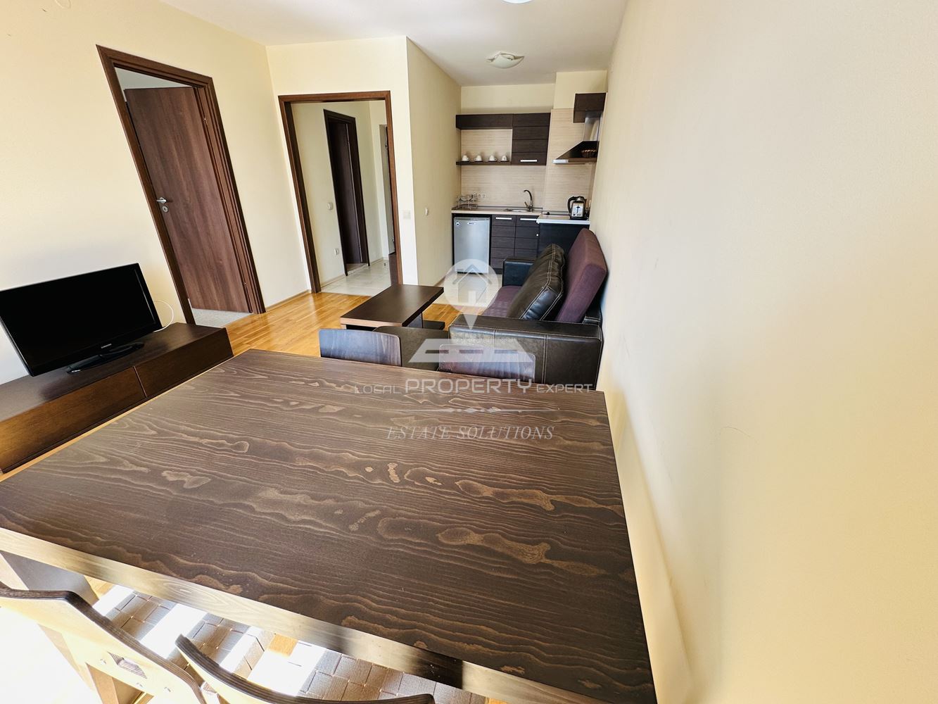 ОБЗАВЕДЕН, ДВУСТАЕН АПАРТАМЕНТ В КОМПЛЕКС "ALL SEASONS CLUB", ГР. БАНСКО. - 0