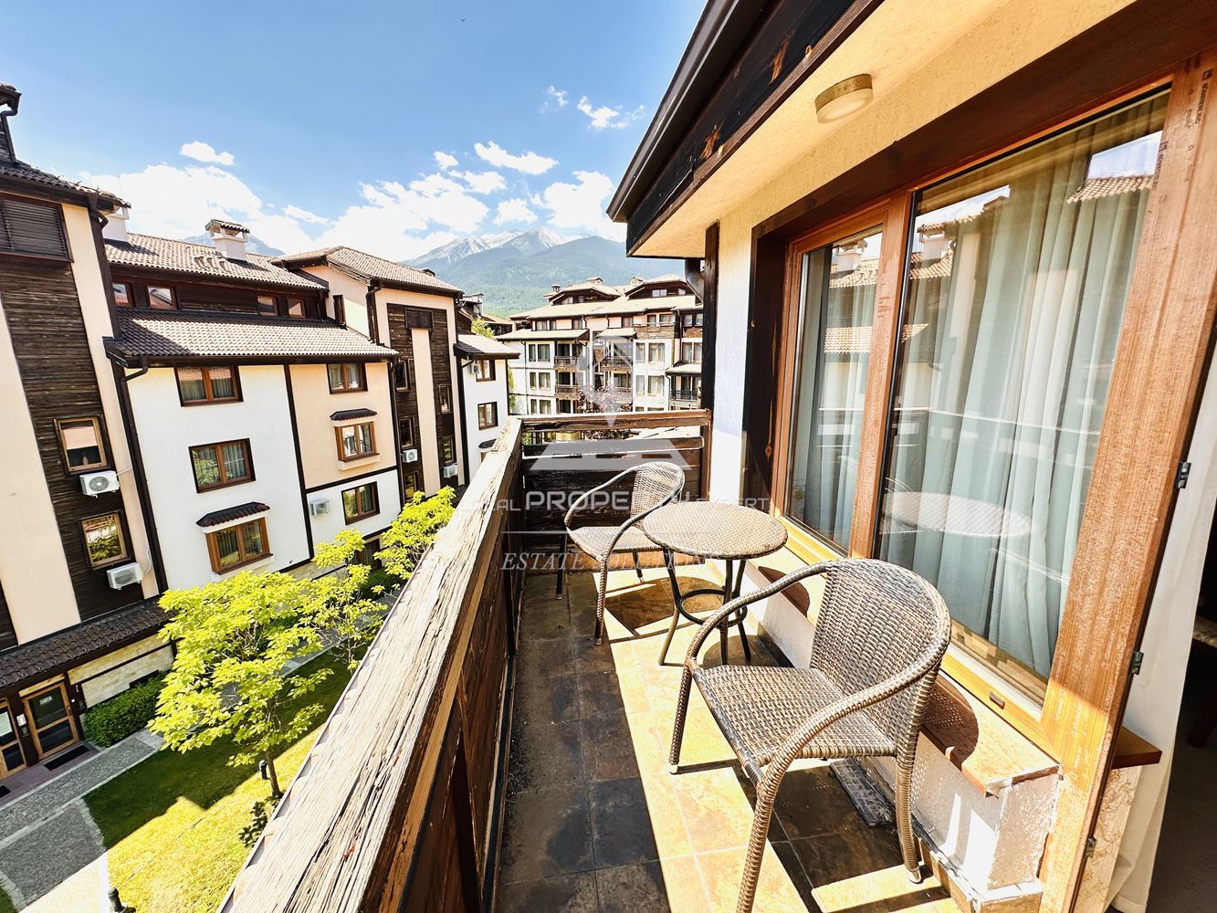 СТИЛНО ОБЗАВЕДЕН МЕЗОНЕТ В КОМПЛЕКС "ДАУНТАУН", УЛ. СТРАГИТЕ, КВ. ГЛАЗНЕ, ГР. БАНСКО. - 0