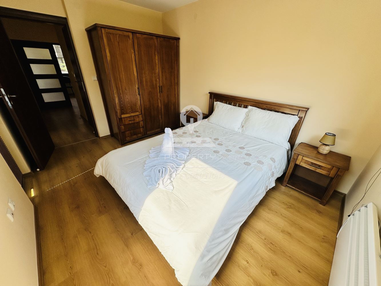 ОБЗАВЕДЕН ТРИСТАЕН АПАРТАМЕН В КОМПЛЕКС "Royal Park Hotel & Apartments", КВ. ''СВЕТИ ИВАН", УЛ. ЧЕТИРИ СЕЗОНА, ГР. БАНСКО. - 0