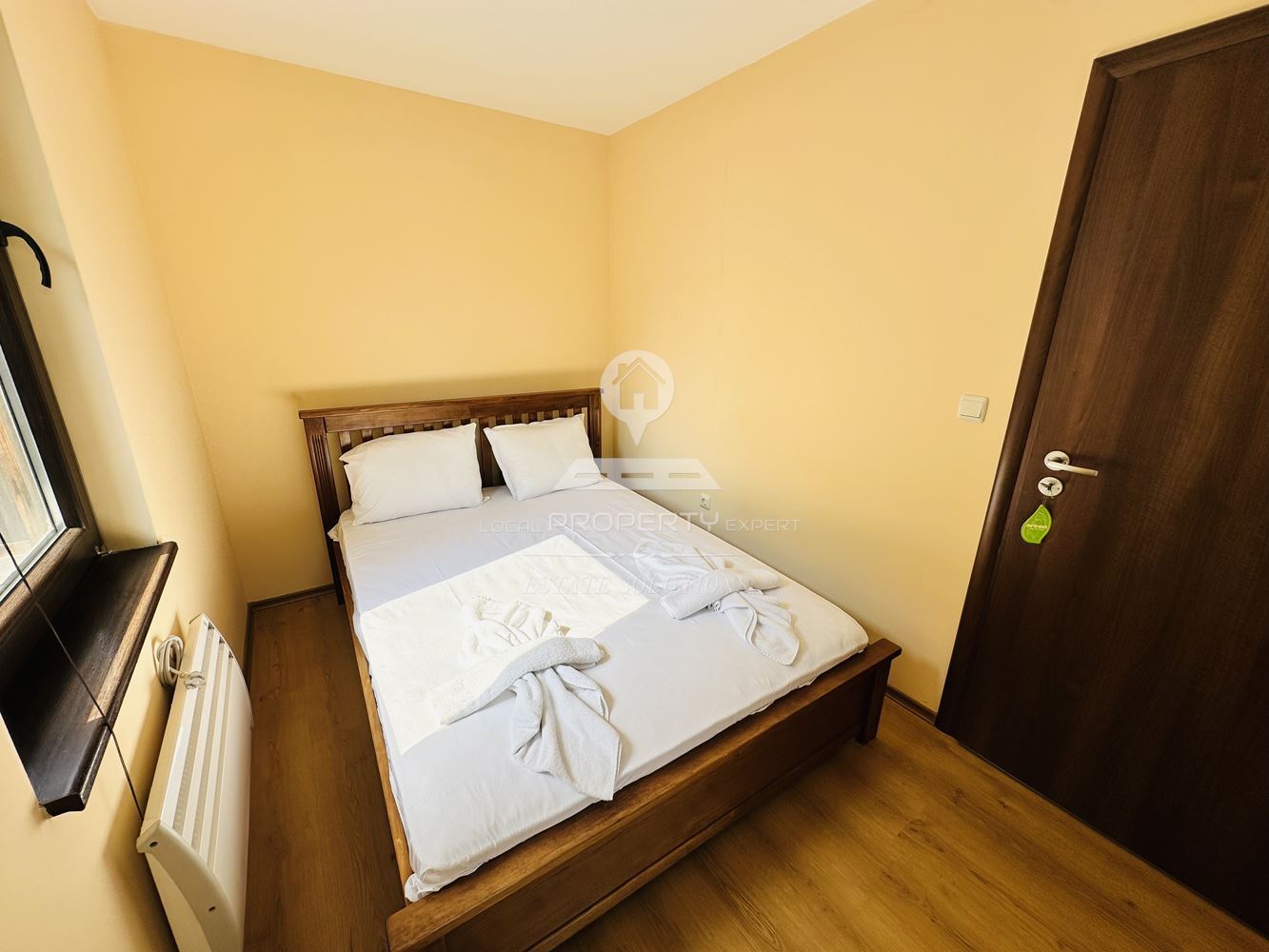 ОБЗАВЕДЕН ТРИСТАЕН АПАРТАМЕН В КОМПЛЕКС "Royal Park Hotel & Apartments", КВ. ''СВЕТИ ИВАН", УЛ. ЧЕТИРИ СЕЗОНА, ГР. БАНСКО. - 0