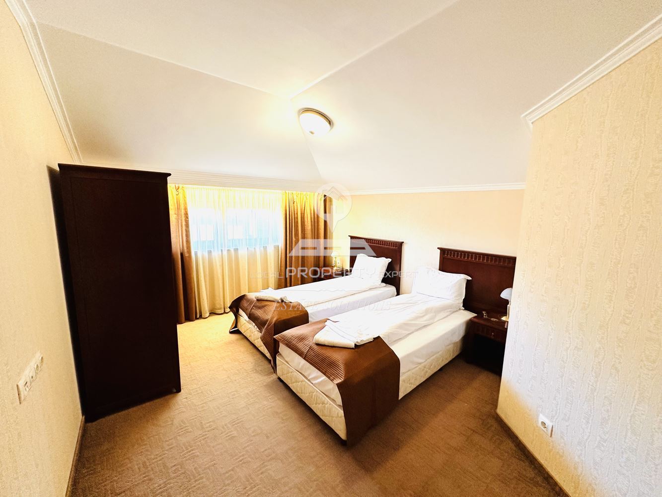 СТИЛЕН И ПРОСТОРЕН МЕЗОНЕТ В КОМЛЕКС "ДАУНТАУН", УЛ. СТРАГИТЕ, КВ. ГЛАЗНЕ, ГР. БАНСКО. - 0