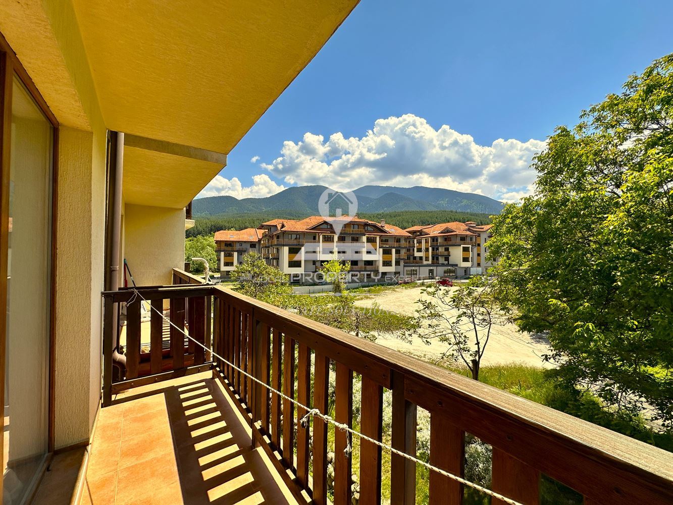 ОБЗАВЕДЕНО СТУДИО С ЮЖНО ИЗЛОЖЕНИЕ В ЖИЛИЩНА СГРАДА "PRESPA", ГР. БАНСКО - 0