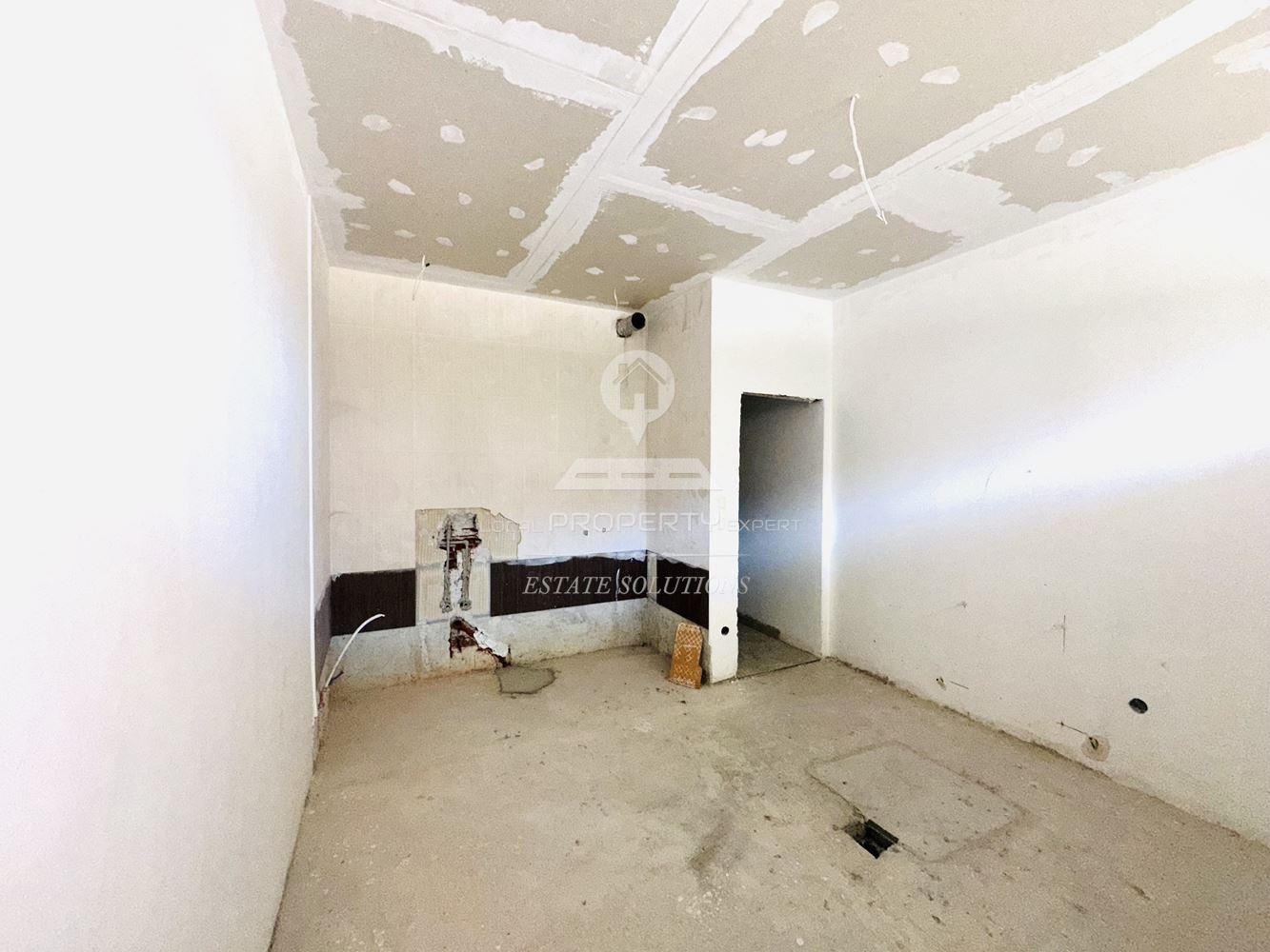 АТЕЛИЕ С МНОГОФУНКЦИОНАЛНО ПРЕДЗНАЧЕНИЕ В ЖИЛИЩНА СГРАДА "RIVER SIDE" ГР.БАНСКО. - 0