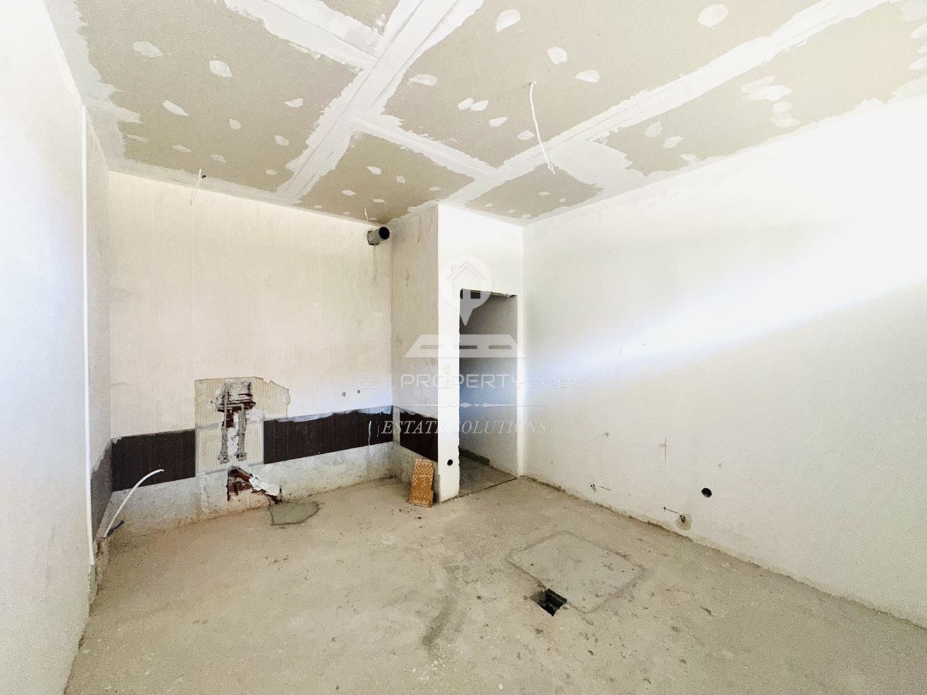 АТЕЛИЕ С МНОГОФУНКЦИОНАЛНО ПРЕДЗНАЧЕНИЕ В ЖИЛИЩНА СГРАДА "RIVER SIDE" ГР.БАНСКО. - 0