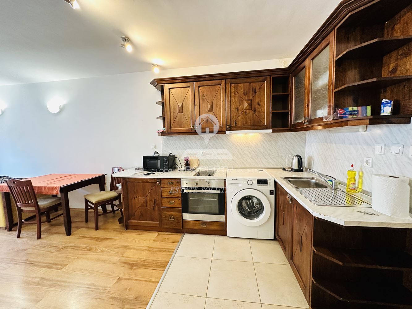 НАПЪЛНО ОБЗАВЕДЕН, ДВУСТАЕН АПАРТАМЕНТ ПОД НАЕМ В ЖИЛИЩНА СГРАДА "ЕЛЕГАНТ ЛОДЖ", КВ. ГРАМАДЕТО, ГР. БАНСКО. - 0