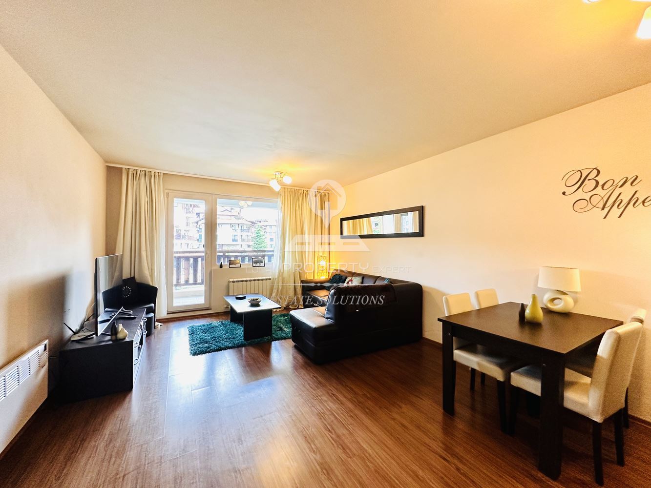 ОБЗАВЕДЕН ДВУСТАЕН АПАРТАМЕНТ В КОМПЛЕКС "BANSKO ROYAL TOWERS'', КВ. ГЛАЗНЕ, УЛ. СТРАГИТЕ, ГР. БАНСКО. - 0