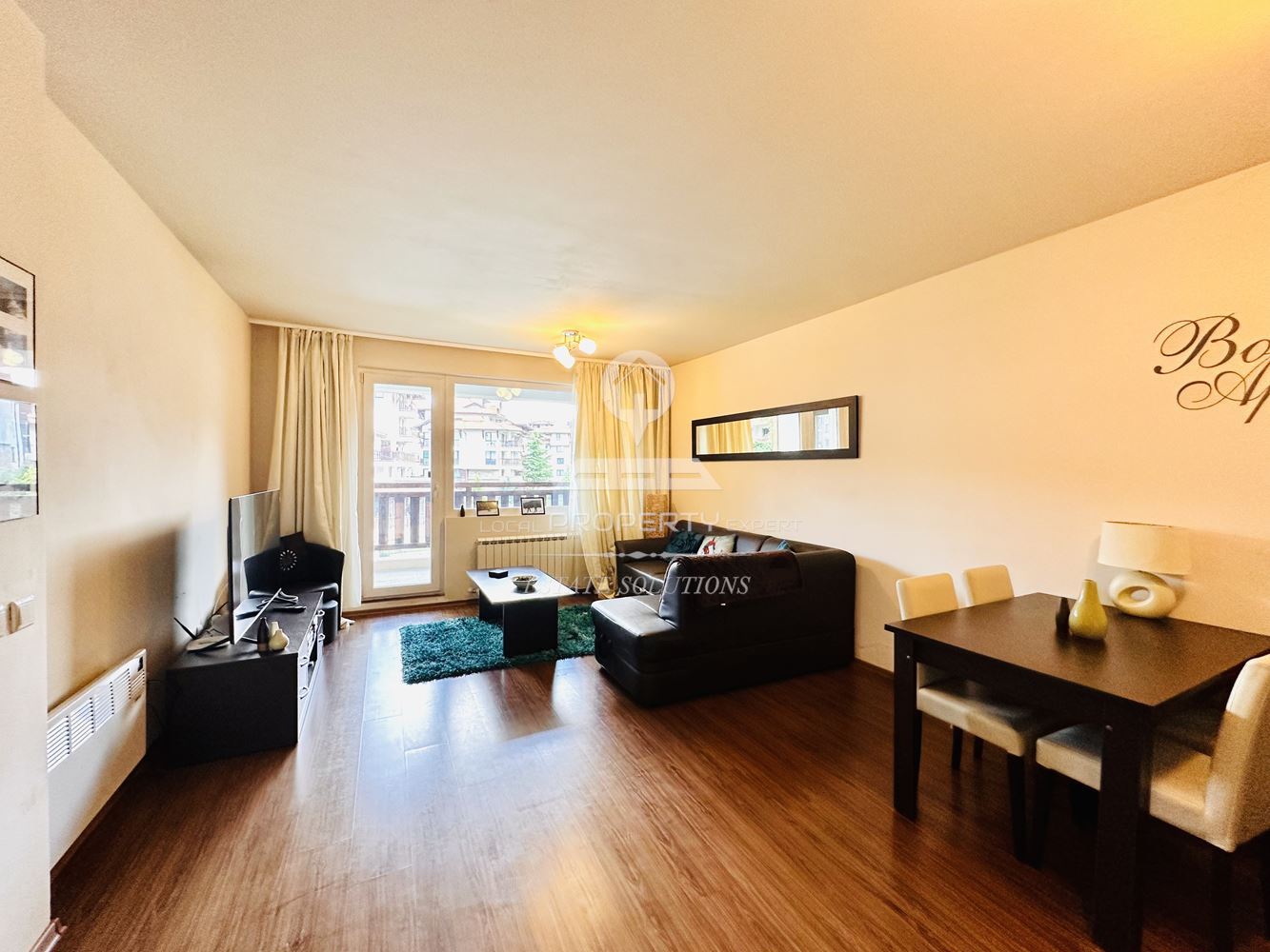 ОБЗАВЕДЕН ДВУСТАЕН АПАРТАМЕНТ В КОМПЛЕКС "BANSKO ROYAL TOWERS'', КВ. ГЛАЗНЕ, УЛ. СТРАГИТЕ, ГР. БАНСКО. - 0