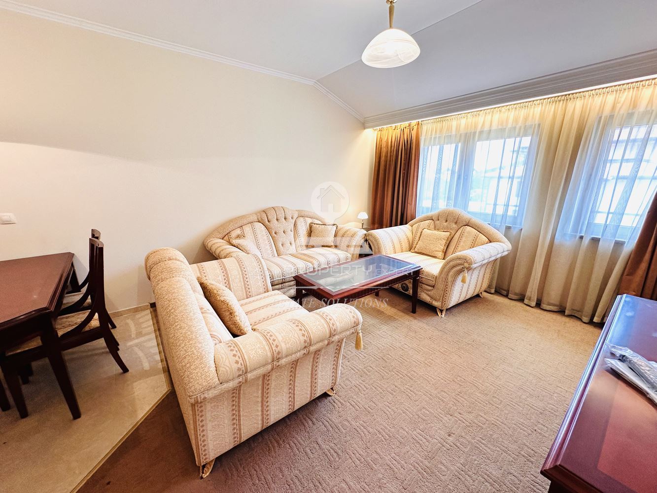 ЛУКСОЗНО ОБЗАВЕДЕН ДВУСТАЕН АПАРТАМЕНТ В КОМПЛЕКС "ДАУН ТАУН", УЛ. СТРАГИТЕ, КВ. ГЛАЗНЕ, ГР. БАНСКО. - 0