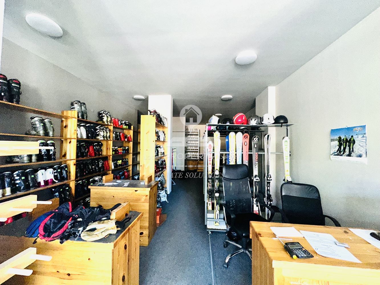 МАГАЗИН ПОД НАЕМ В КОМПЛЕКС "ПРЕДЕЛА", М. ГРАМАДЕТО, ГР. БАНСКО. - 0