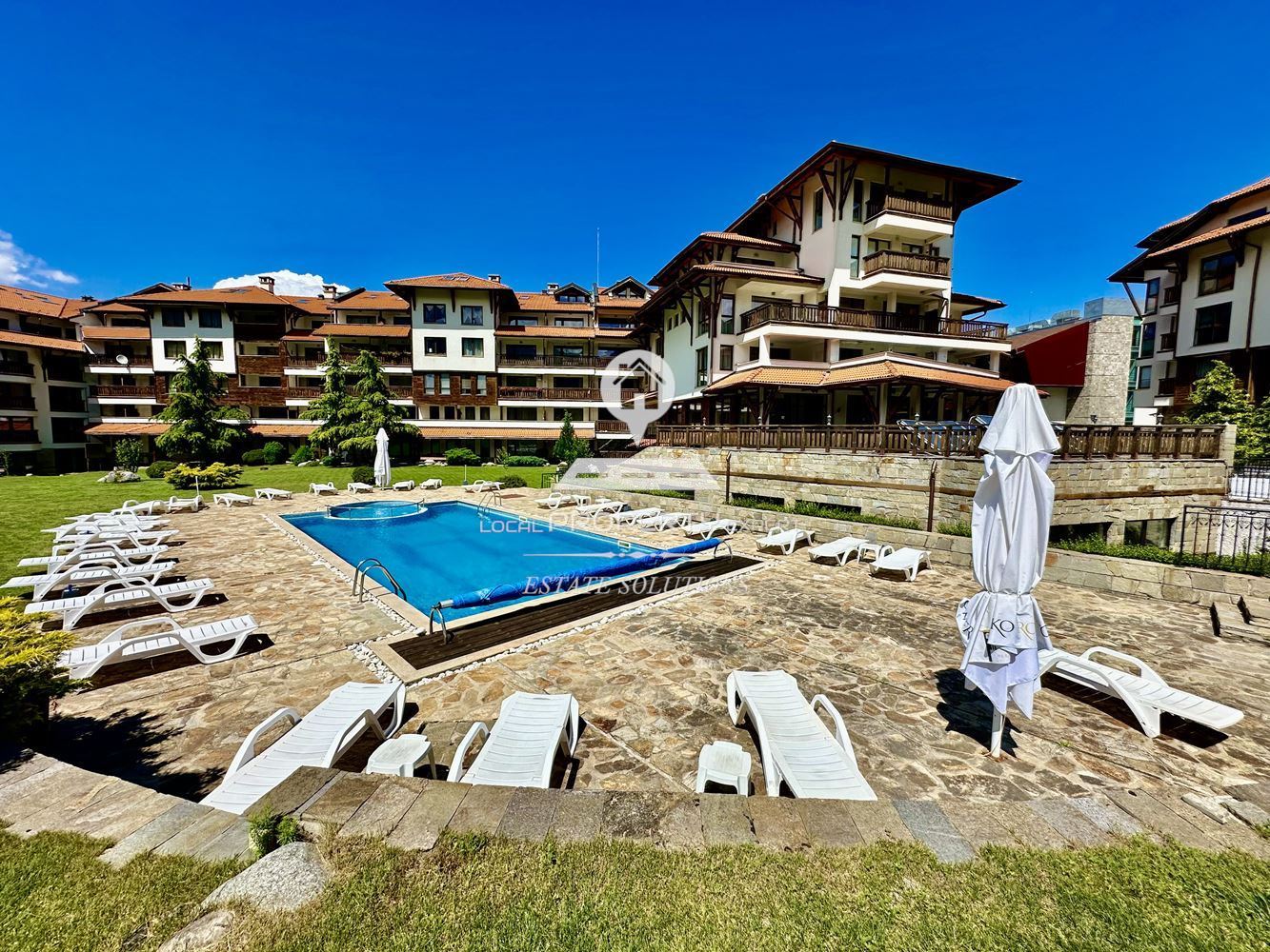 ОБЗАВЕДЕН ДВУСТАЕН АПАРТАМЕНТ В КОМПЛЕКС "BANSKO ROYAL TOWERS'', КВ. ГЛАЗНЕ, УЛ. СТРАГИТЕ, ГР. БАНСКО. - 0