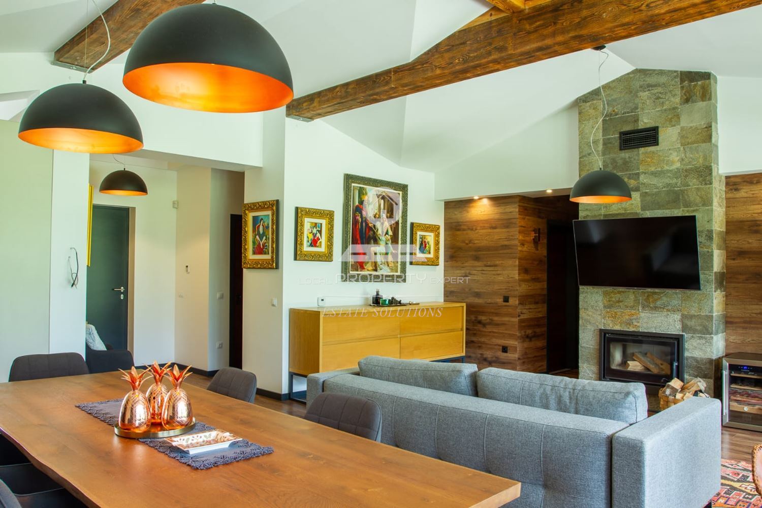 ЛУКСОЗНО И СТИЛНО ОБЗАВЕДЕНО ШАЛЕ В РАЙОНA НА "ПИРИН ГОЛФ & КЪНТРИ КЛУБ", М. КУКУРЕВО, ГР. РАЗЛОГ. - 0