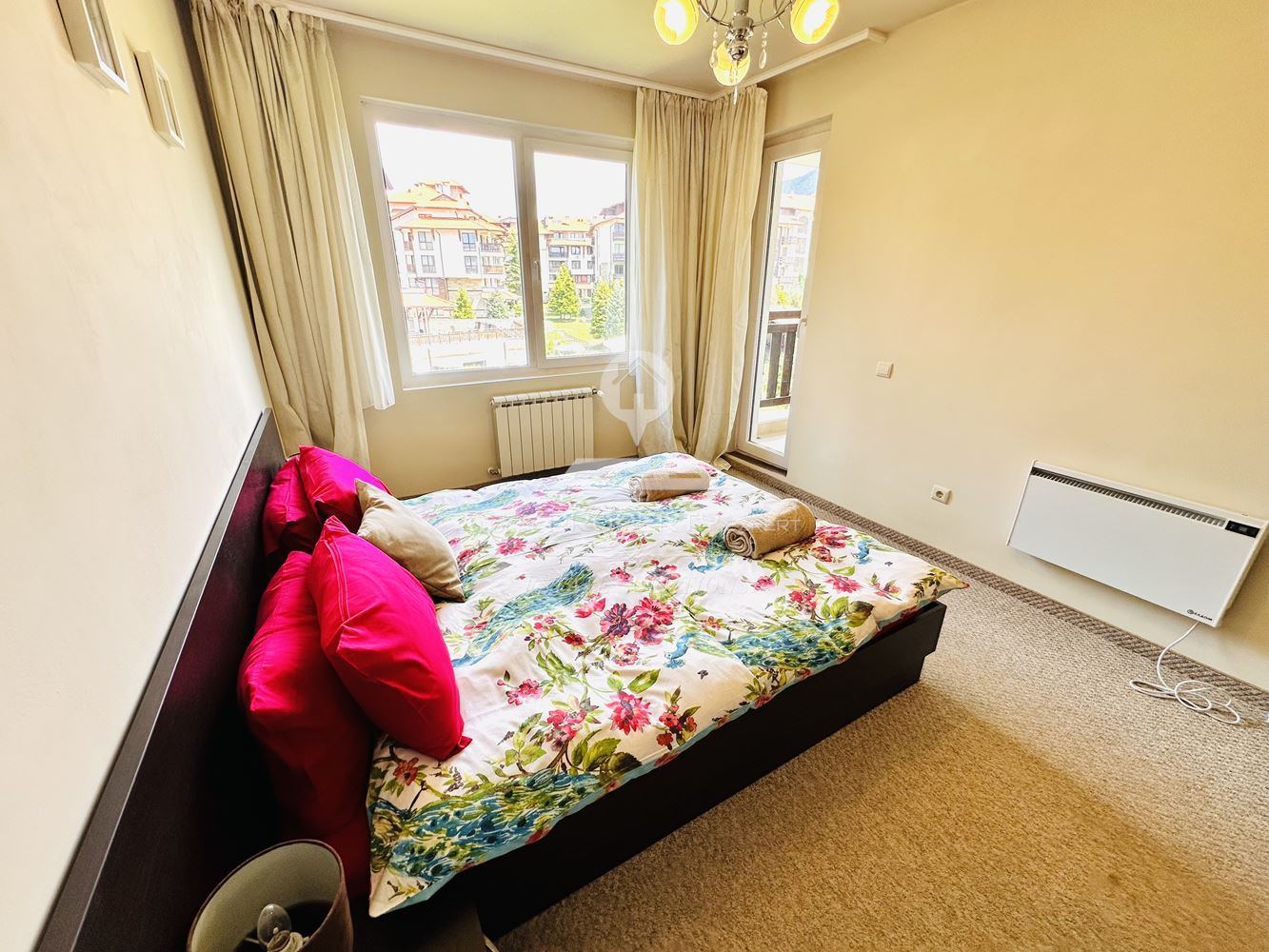 ОБЗАВЕДЕН ДВУСТАЕН АПАРТАМЕНТ В КОМПЛЕКС "BANSKO ROYAL TOWERS'', КВ. ГЛАЗНЕ, УЛ. СТРАГИТЕ, ГР. БАНСКО. - 0