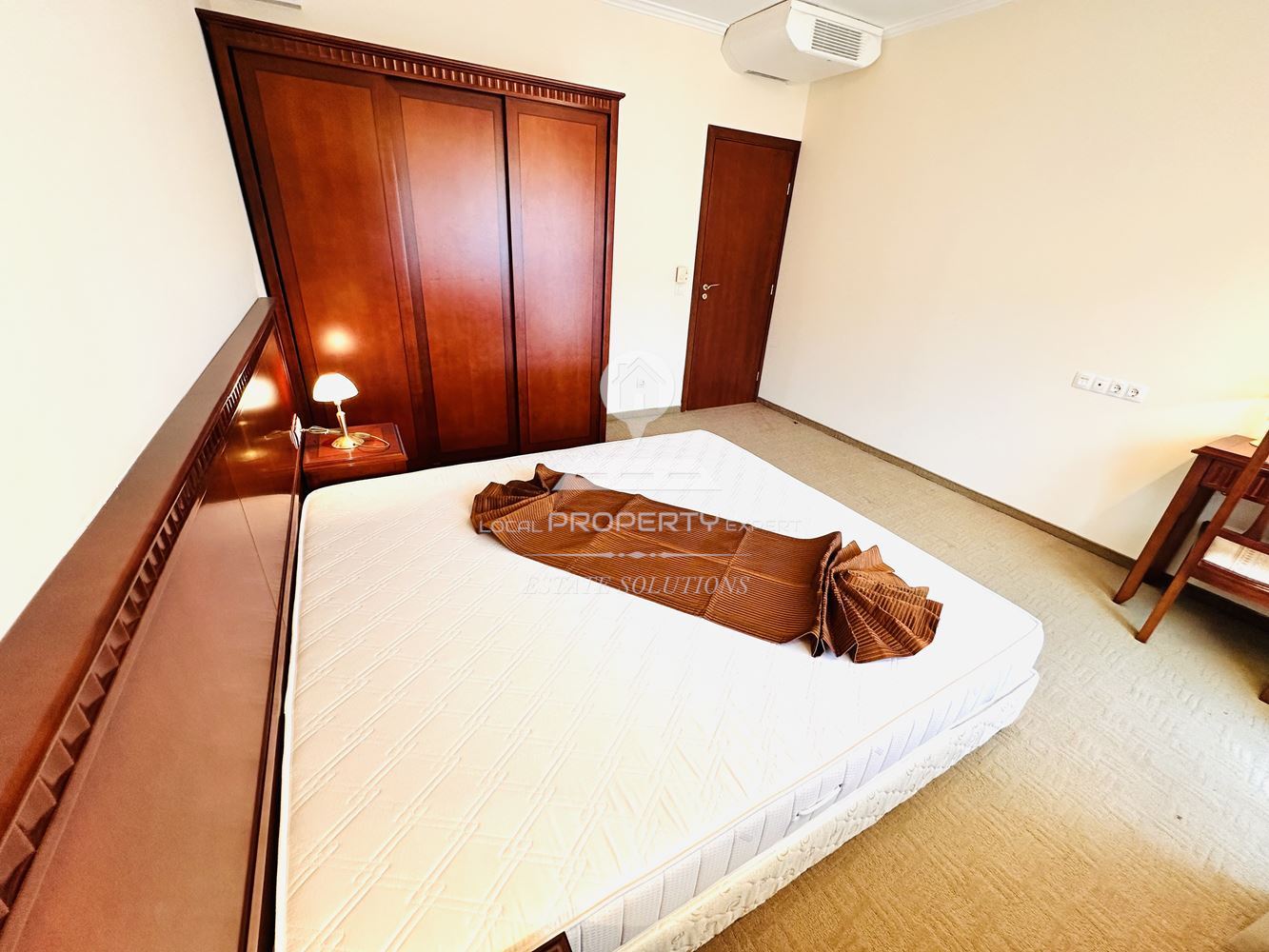 ЛУКСОЗНО ОБЗАВЕДЕН ДВУСТАЕН АПАРТАМЕНТ В КОМПЛЕКС "ДАУН ТАУН", УЛ. СТРАГИТЕ, КВ. ГЛАЗНЕ, ГР. БАНСКО. - 0