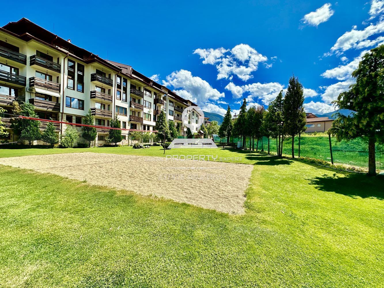 ОБЗАВЕДЕН ДВУСТАЕН АПАРТАМЕНТ В КОМПЛЕКС "BANSKO ROYAL TOWERS'', КВ. ГЛАЗНЕ, УЛ. СТРАГИТЕ, ГР. БАНСКО. - 0