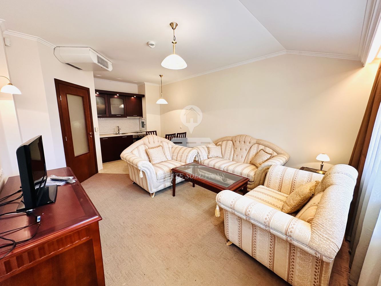 ЛУКСОЗНО ОБЗАВЕДЕН ДВУСТАЕН АПАРТАМЕНТ В КОМПЛЕКС "ДАУН ТАУН", УЛ. СТРАГИТЕ, КВ. ГЛАЗНЕ, ГР. БАНСКО. - 0