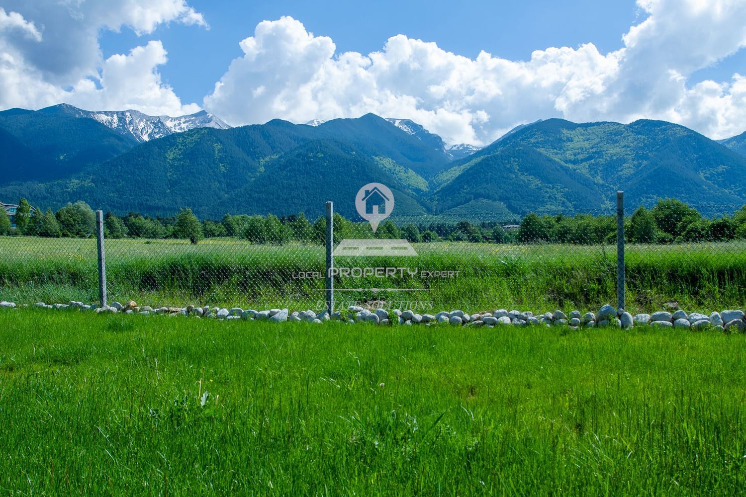 ЛУКСОЗНО И СТИЛНО ОБЗАВЕДЕНО ШАЛЕ В РАЙОНA НА "ПИРИН ГОЛФ & КЪНТРИ КЛУБ", М. КУКУРЕВО, ГР. РАЗЛОГ. - 0