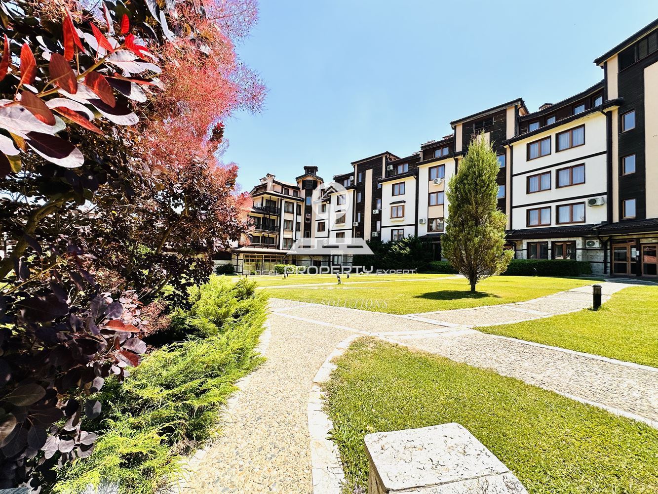 ЛУКСОЗНО ОБЗАВЕДЕН ДВУСТАЕН АПАРТАМЕНТ В КОМПЛЕКС "ДАУН ТАУН", УЛ. СТРАГИТЕ, КВ. ГЛАЗНЕ, ГР. БАНСКО. - 0