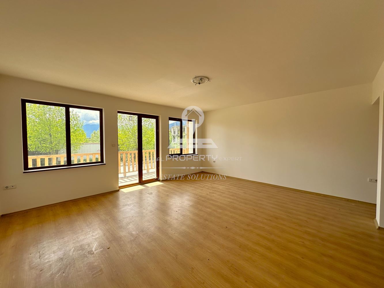 СТУДИО В СГРАДА "PIRIN PARK" МЕСТНОСТ "ПИРИН ГОЛФ". - 0