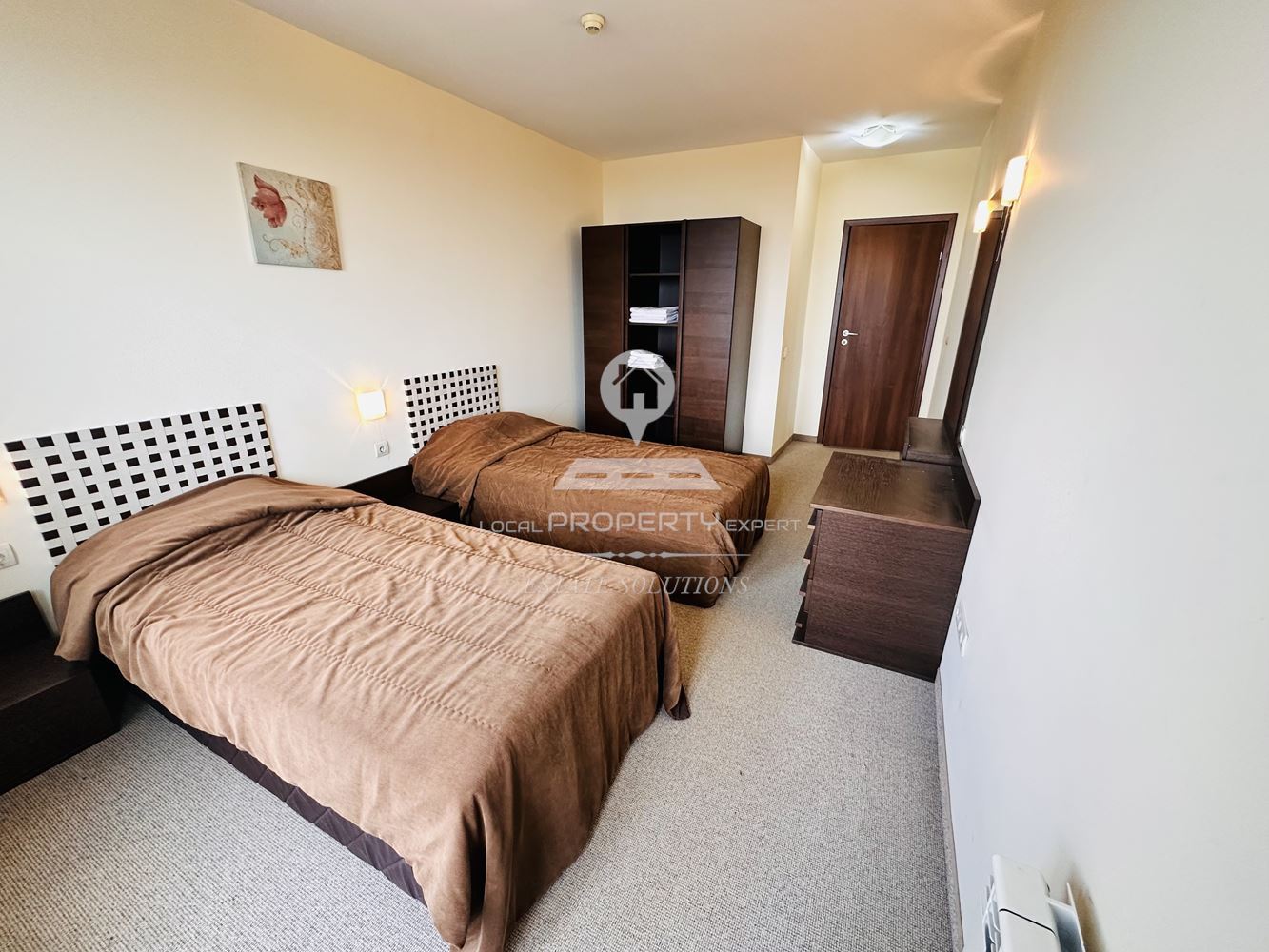 ОБЗАВЕДЕН, ДВУСТАЕН АПАРТАМЕНТ В КОМПЛЕКС "ALL SEASONS CLUB", ГР. БАНСКО. - 0