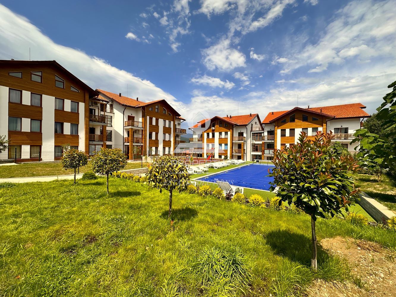 СТУДИО В СГРАДА "PIRIN PARK" МЕСТНОСТ "ПИРИН ГОЛФ". - 0