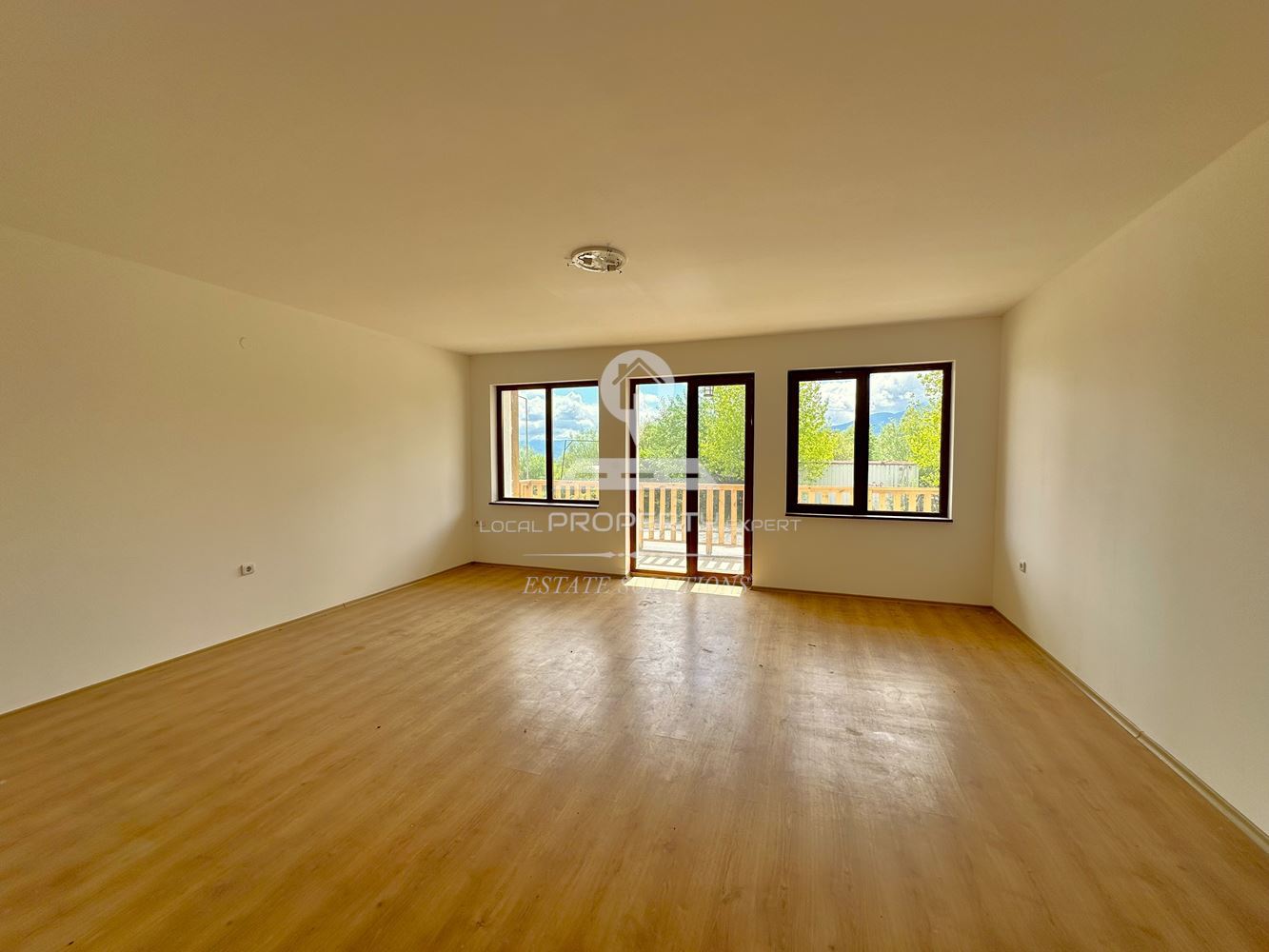 СТУДИО В СГРАДА "PIRIN PARK" МЕСТНОСТ "ПИРИН ГОЛФ". - 0