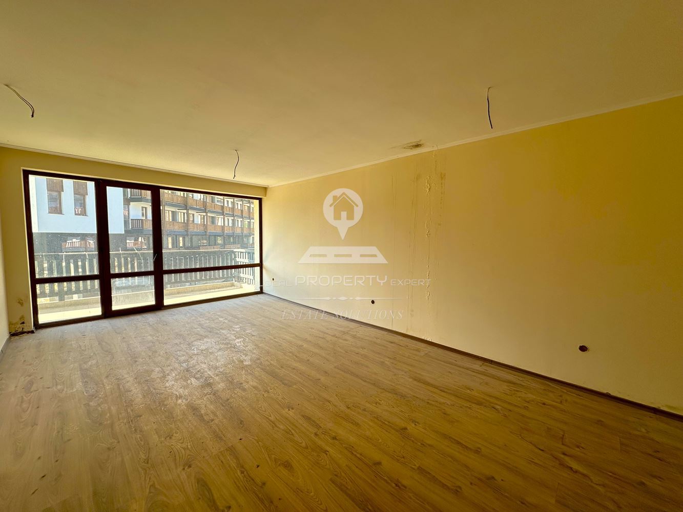 ЮЖЕН ДВУСТАЕН АПАРТАМЕНТ В ЖИЛИЩНА СГРАДА "ORCHARD", ГР. БАНСКО - 0