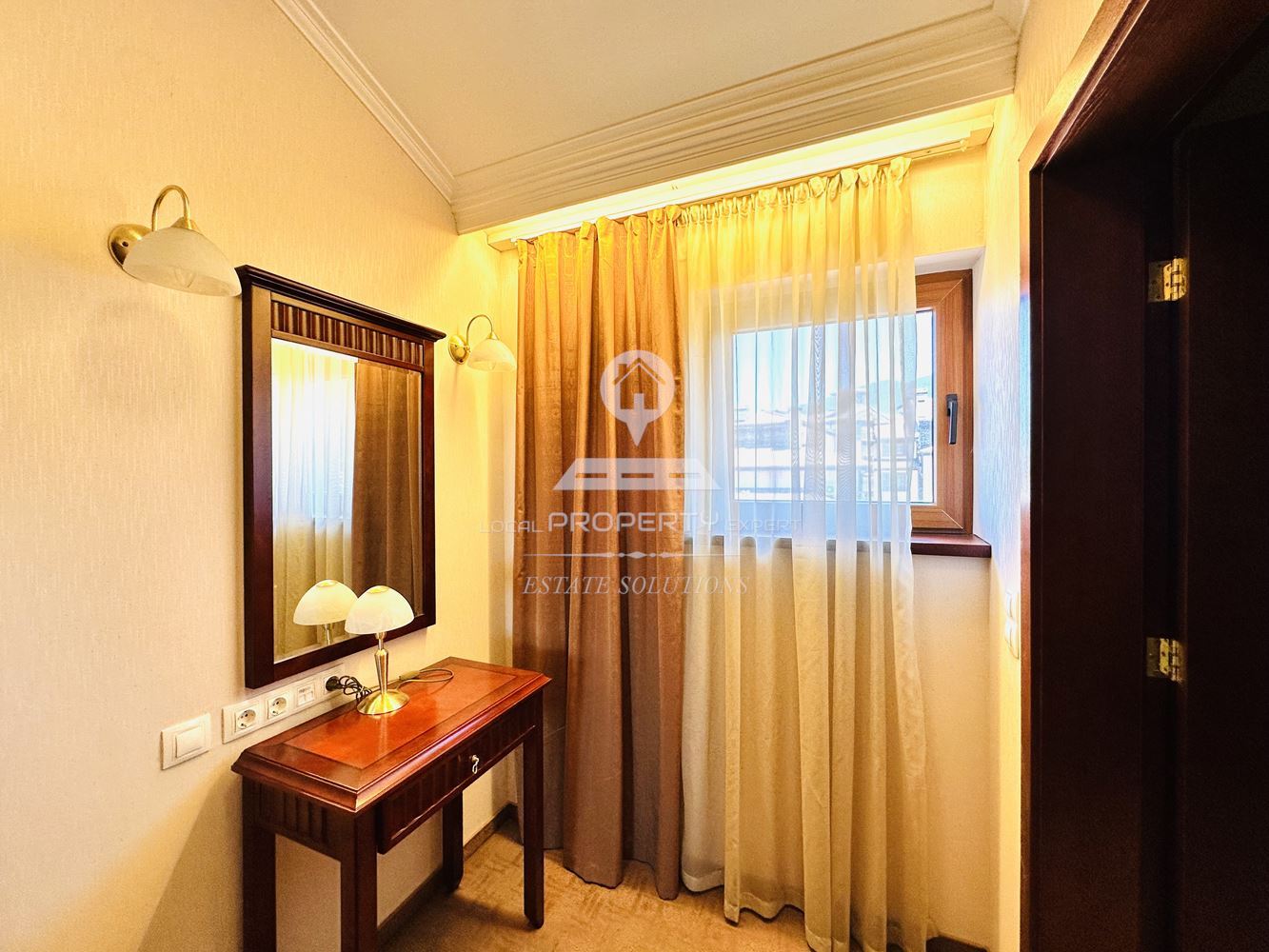 СТИЛНО ОБЗАВЕДЕН МЕЗОНЕТ В КОМПЛЕКС "ДАУНТАУН", УЛ. СТРАГИТЕ, КВ. ГЛАЗНЕ, ГР. БАНСКО. - 0