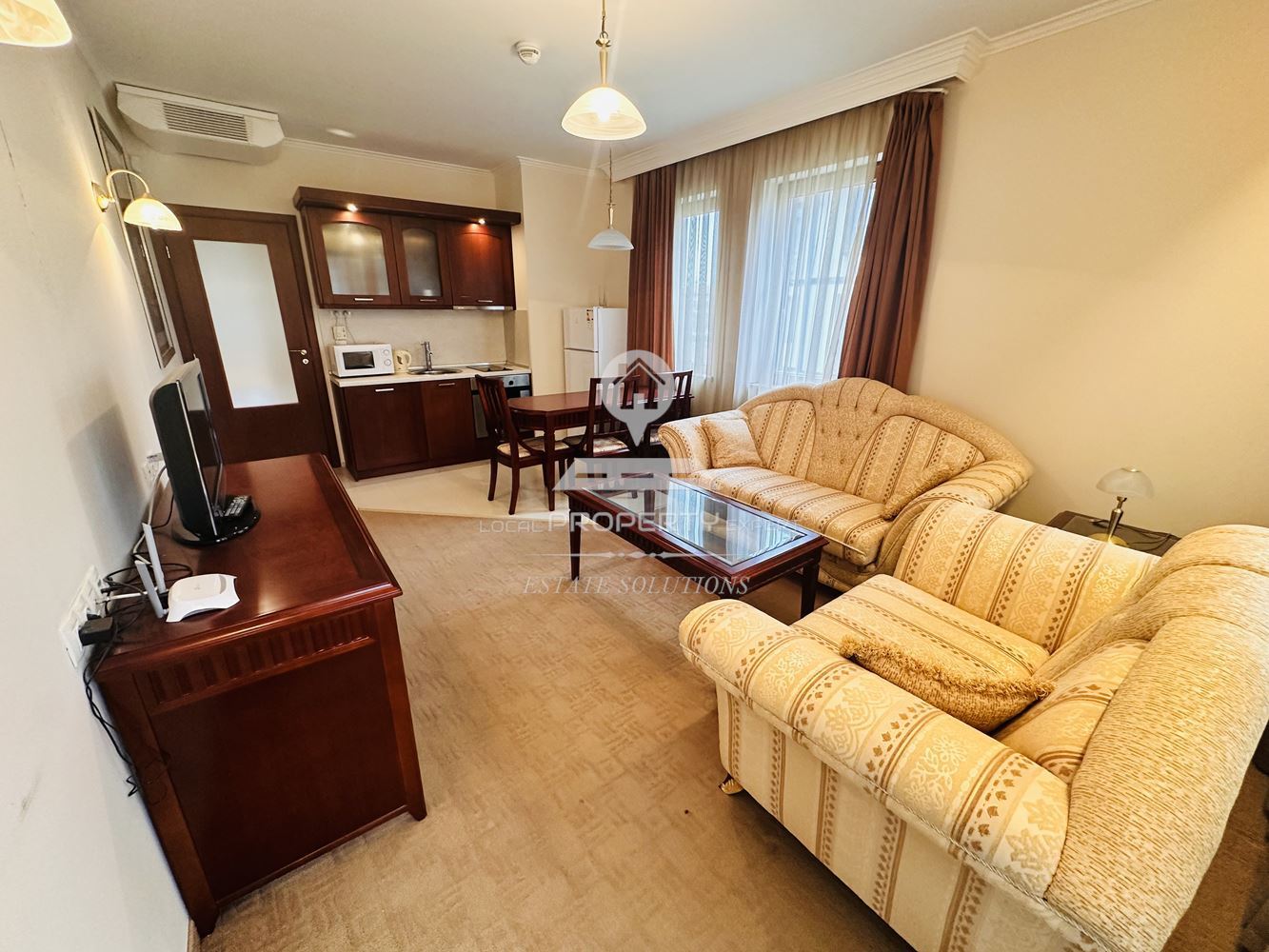 ЛУКСОЗНО ОБЗАВЕДЕН ДВУСТАЕН АПАРТАМЕНТ В КОМПЛЕКС "ДАУН ТАУН", УЛ. СТРАГИТЕ, КВ. ГЛАЗНЕ, ГР. БАНСКО. - 0