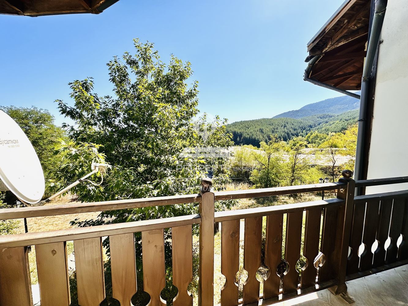 НАПЪЛНО ОБЗАВЕДЕНА ЕДНОФАМИЛНА КЪЩА НА ДВА ЕТАЖА, ПОД НАЕМ В КОМЛЕКС "PINE ROSE", МЕСТНОСТА "СВЕТИ ИВАН", ГР. БАНСКО. - 0