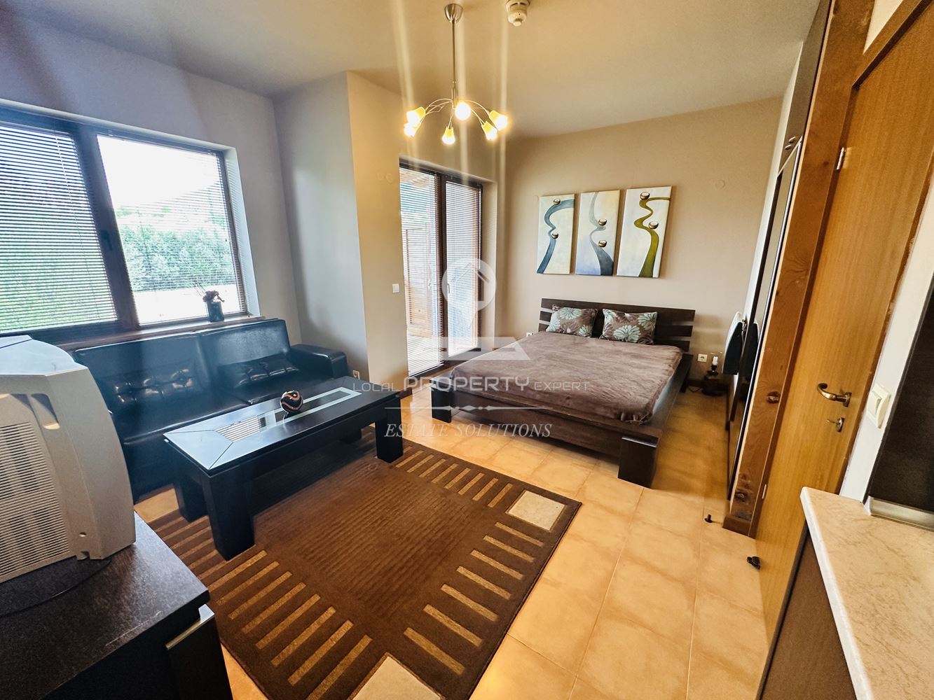 НАПЪЛНО ОБЗАВЕДЕНО СТУДИО В КОМПЛЕКС "ИГЪЛ ЛОДЖ'', УЛ. НАЙДЕН ГЕРОВ 42, ГР. БАНСКО. - 0