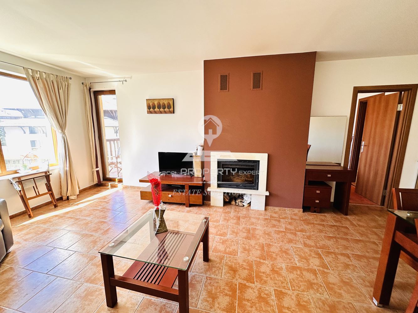 ОБЗАВЕДЕН ТРИСТАЕН АПАРТАМЕНТ ПОД НАЕМ В ЖИЛИЩНА СГРАДА "ПРЕСПА", М. ГРАМАДЕТО, ГР. БАНСКО. - 0