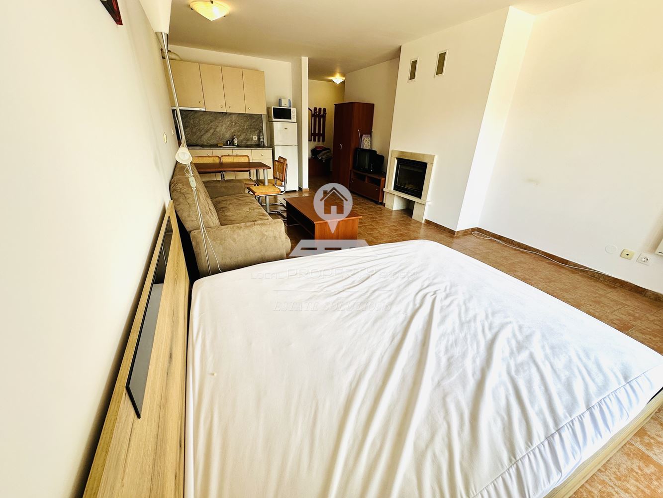 ОБЗАВЕДЕНО, ЮЖНО СТУДИО В ЖИЛИЩНА СГРАДА "ПРЕСПА", КВ. ГРАМАДЕТО, ГР. БАНСКО - 0