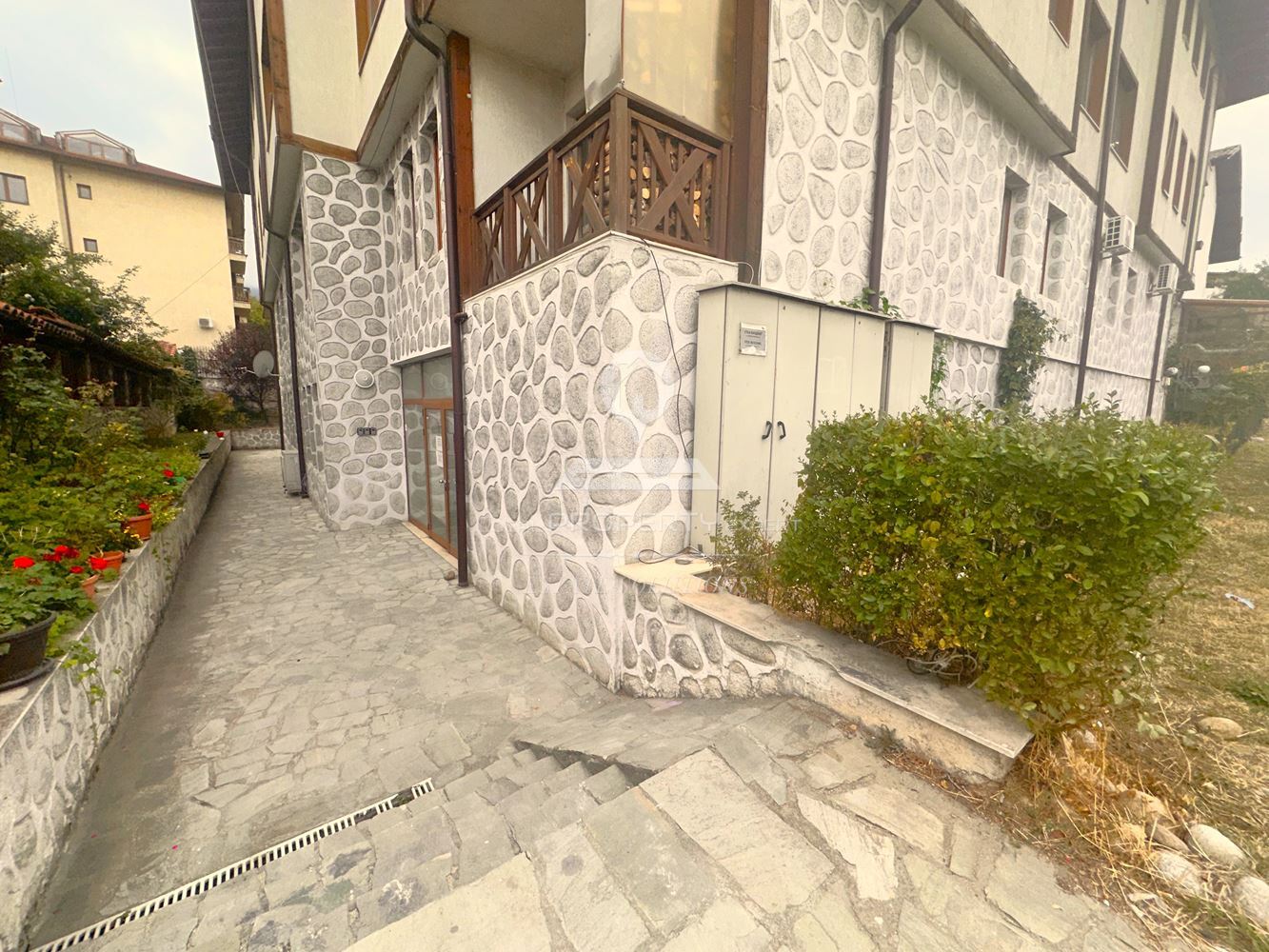 СКЛАД / МАЗЕ В ЖИЛИЩНА СГРАДА, УЛ. СТЕФАН СТАМБОЛОВ № 60, БАНСКО - 0