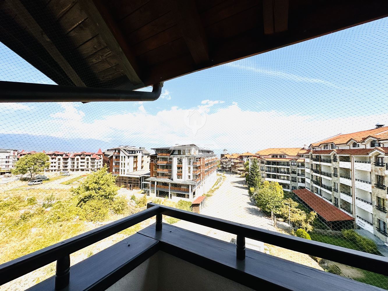 НАПЪЛНО ОБЗАВЕДЕН, ТРИСТАЕН АПАРТАМЕНТ ПОД НАЕМ С ТОП ЛОКАЦИЯ В "WHITEWOOD LODGE", КВ. СТРАГИТЕ, ГР. БАНСКО. - 0