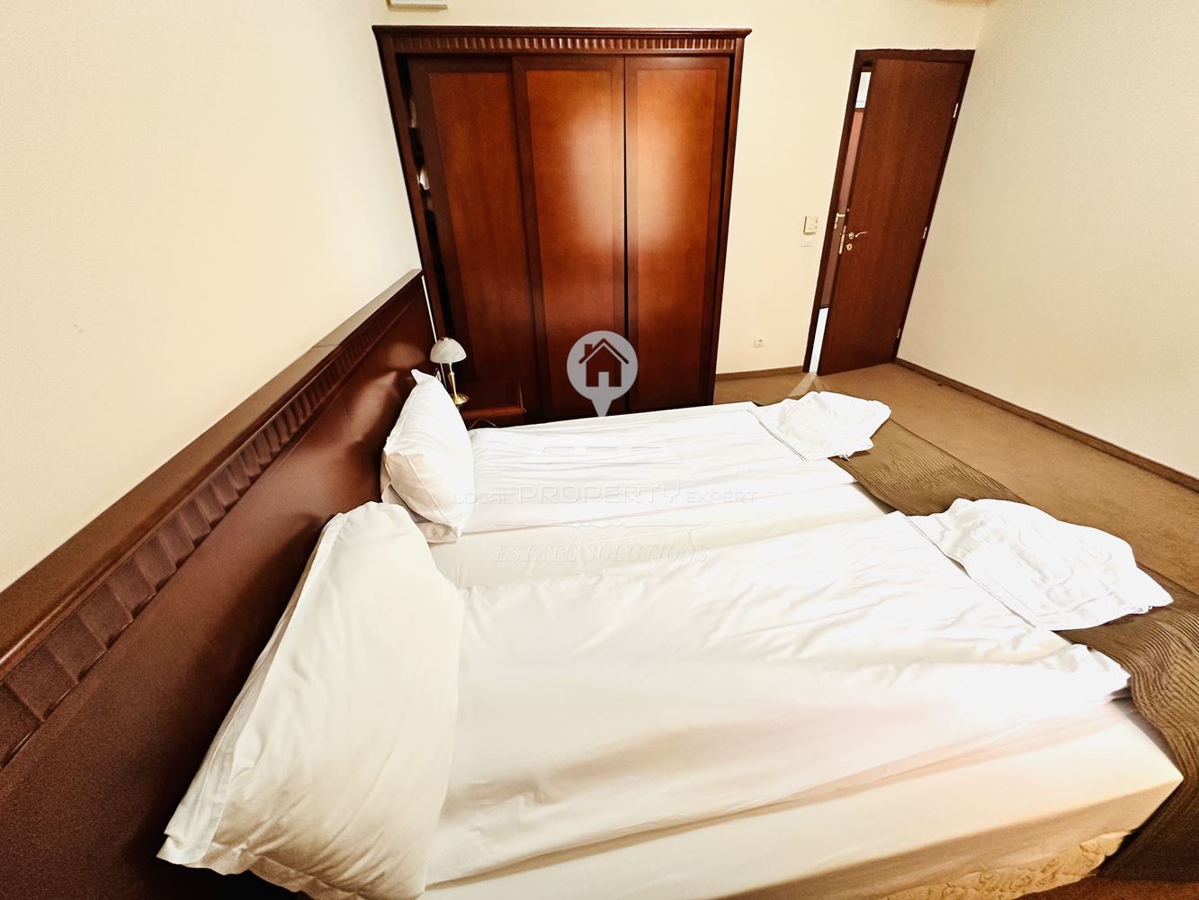 ЛУКСОЗНО ОБЗАВЕДЕН ДВУСТАЕН АПАРТАМЕНТ В КОМПЛЕКС "ДАУН ТАУН", УЛ. СТРАГИТЕ, КВ. ГЛАЗНЕ, ГР. БАНСКО. - 0