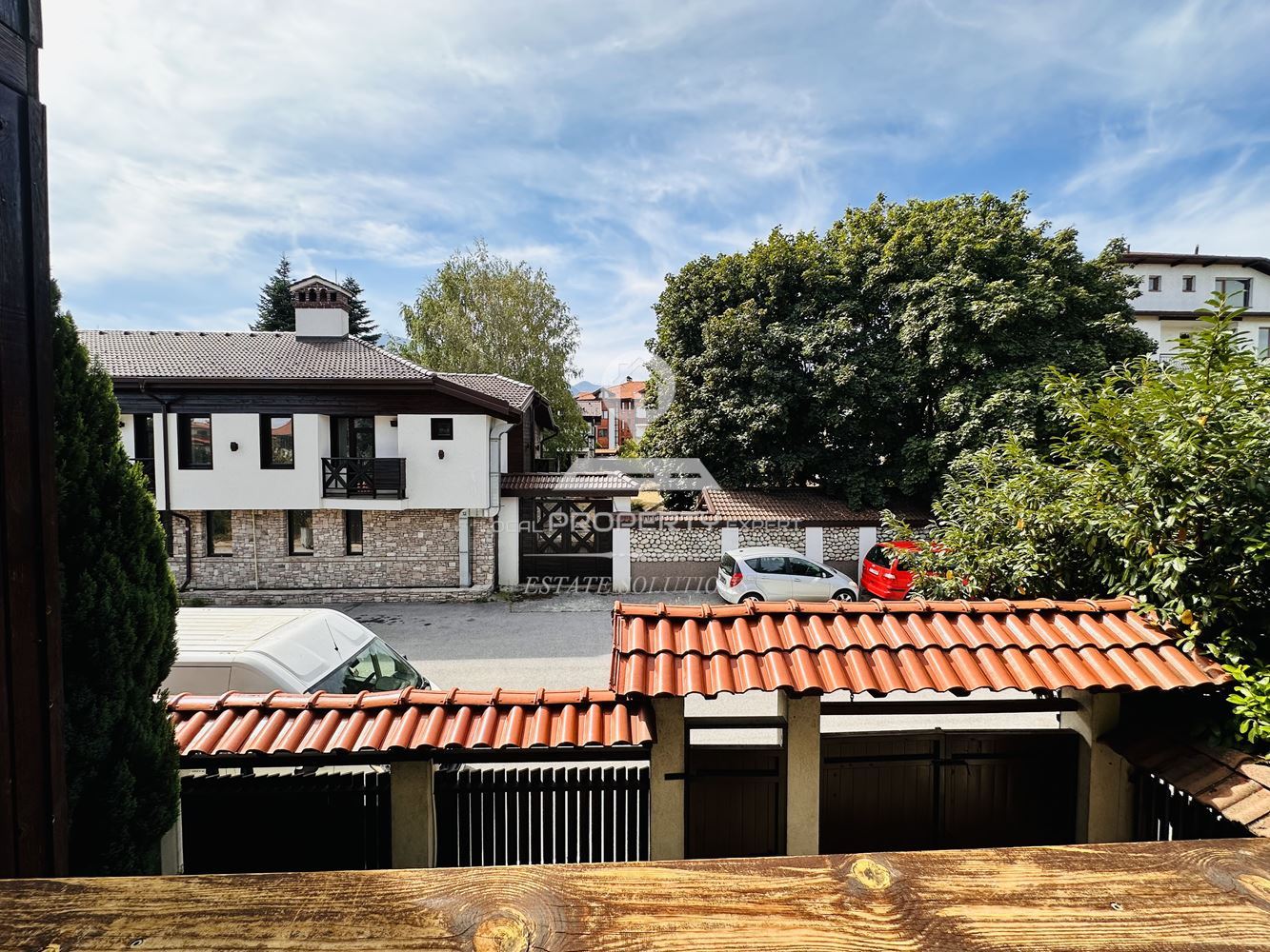 ЛУКСОЗНО ОБЗАВЕДЕН ДВУСТАЕН АПАРТАМЕНТ В ЖЛИЛИЩНА СГРАДА С ТОП ЛОКАЦИЯ НА УЛ. "ХАН АСПАРУХ", КВ.ГЛАЗНЕ, ГР. БАНСКО. - 0