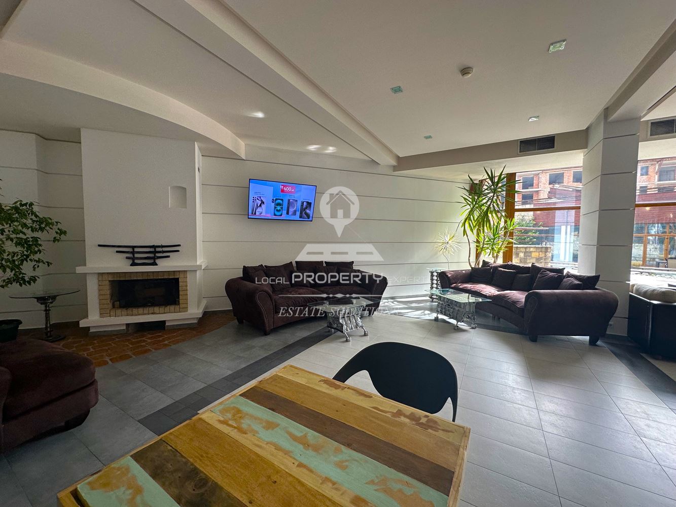 ПРОСТОРЕН, ОБЗАВЕДЕН ДВУСТАЕН АПАРТАМЕНТ В СГРАДА "BELLEVUE", ГР. БАНСКО. - 0