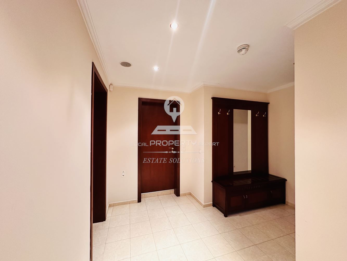 ЛУКСОЗНО ОБЗАВЕДЕН ТРИСТАЕН АПАРТАМЕНТ В КОМПЛЕКЕС "ДАУНТАУН", УЛ. СТРАГИТЕ, КВ. ГЛАЗНЕ, ГР. БАНСКО. - 0