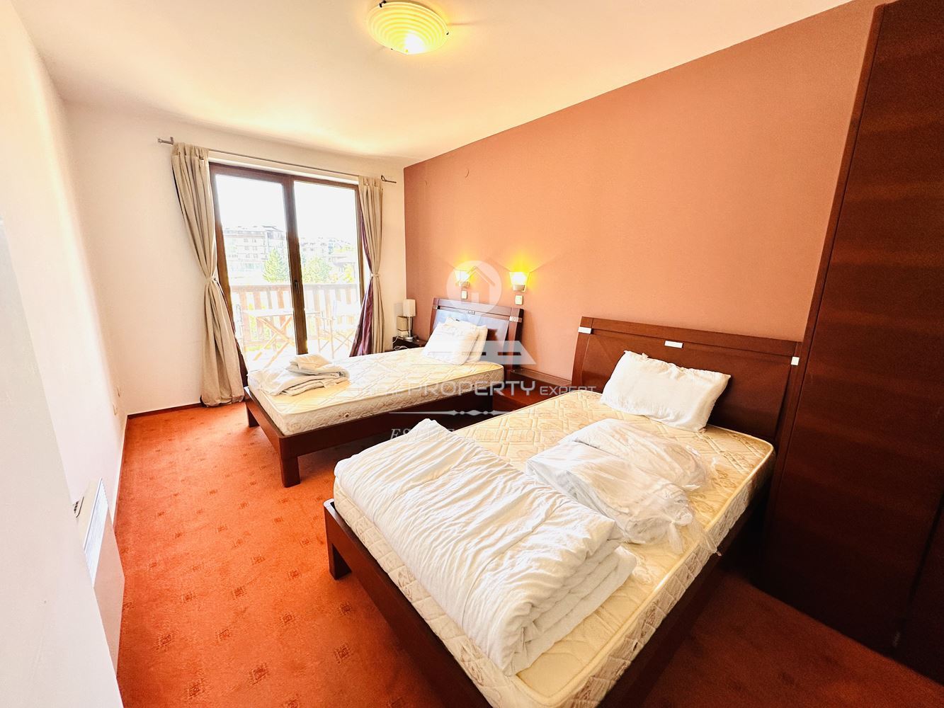 ОБЗАВЕДЕН ТРИСТАЕН АПАРТАМЕНТ ПОД НАЕМ В ЖИЛИЩНА СГРАДА "ПРЕСПА", М. ГРАМАДЕТО, ГР. БАНСКО. - 0