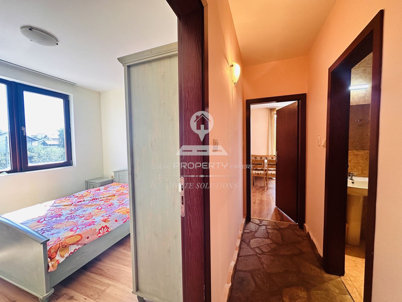 ОБЗАВЕДЕН, ДВУСТАЕН АПАРТАМЕНТ В ЖИЛИЩНА СГРАДА "СВЕТА ПЕТКА'', КВ. ГЛАЗНЕ, ГР. БАНСКО. - 0