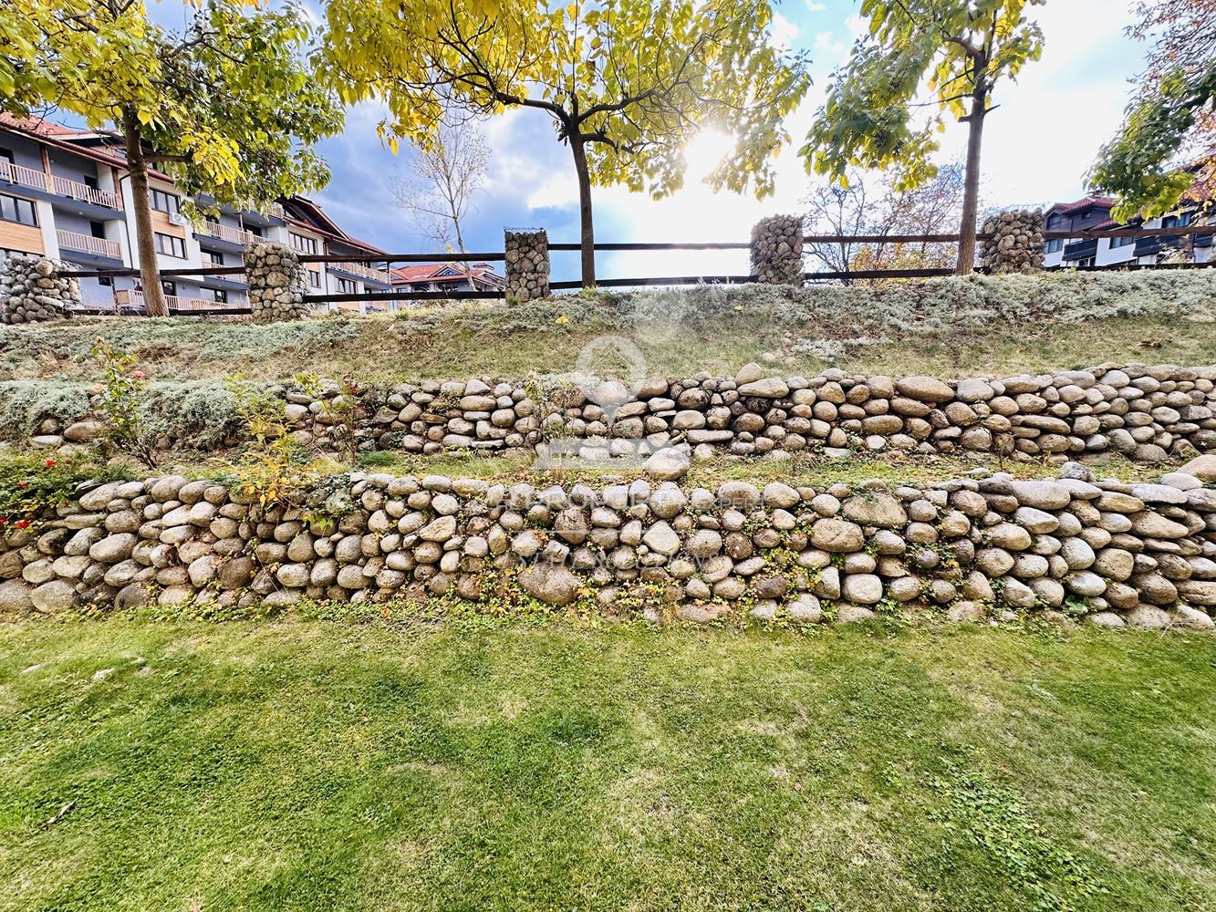 ЮЖЕН, ДВУСТАЕН, ОБЗАВЕДЕН АПАРТАМЕНТ, ПОД НАЕМ В КОМПЛЕКС "PRESPA", ГР.БАНСКО. - 0