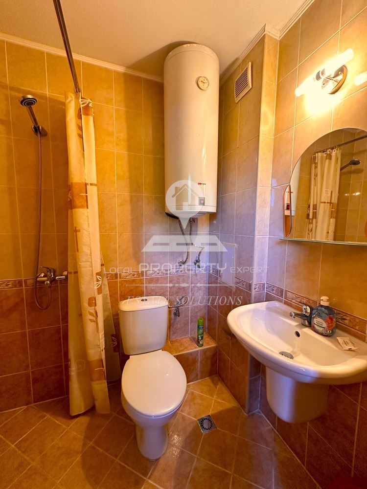 ПРОСТОРЕН ДВУСТАЕН АПАРТАМЕНТ В ЖИЛИЩНА СГРАДА "ВИХРЕН" ИДЕАЛЕН ЦЕНТЪР НА ГР.БАНСКО. - 0