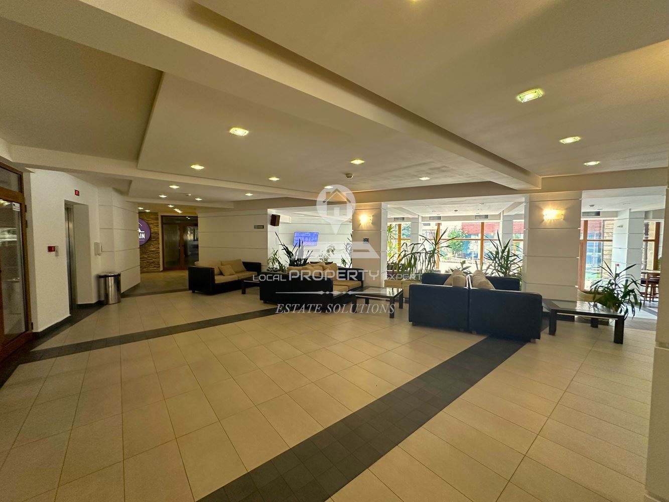 СТУДИО С ЮЖНО ИЗЛОЖЕНИЕ И БАЛКОН, В СГРАДА "BELLEVUE RESIDENCE", ГР.БАНСКО. - 0