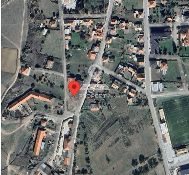 АТРАКТИВЕН ИМОТ В ЖИЛИЩНА ЗОНА НА СЕЛО ГОДЛЕВО,ОБЩИНА РАЗЛОГ. - 0