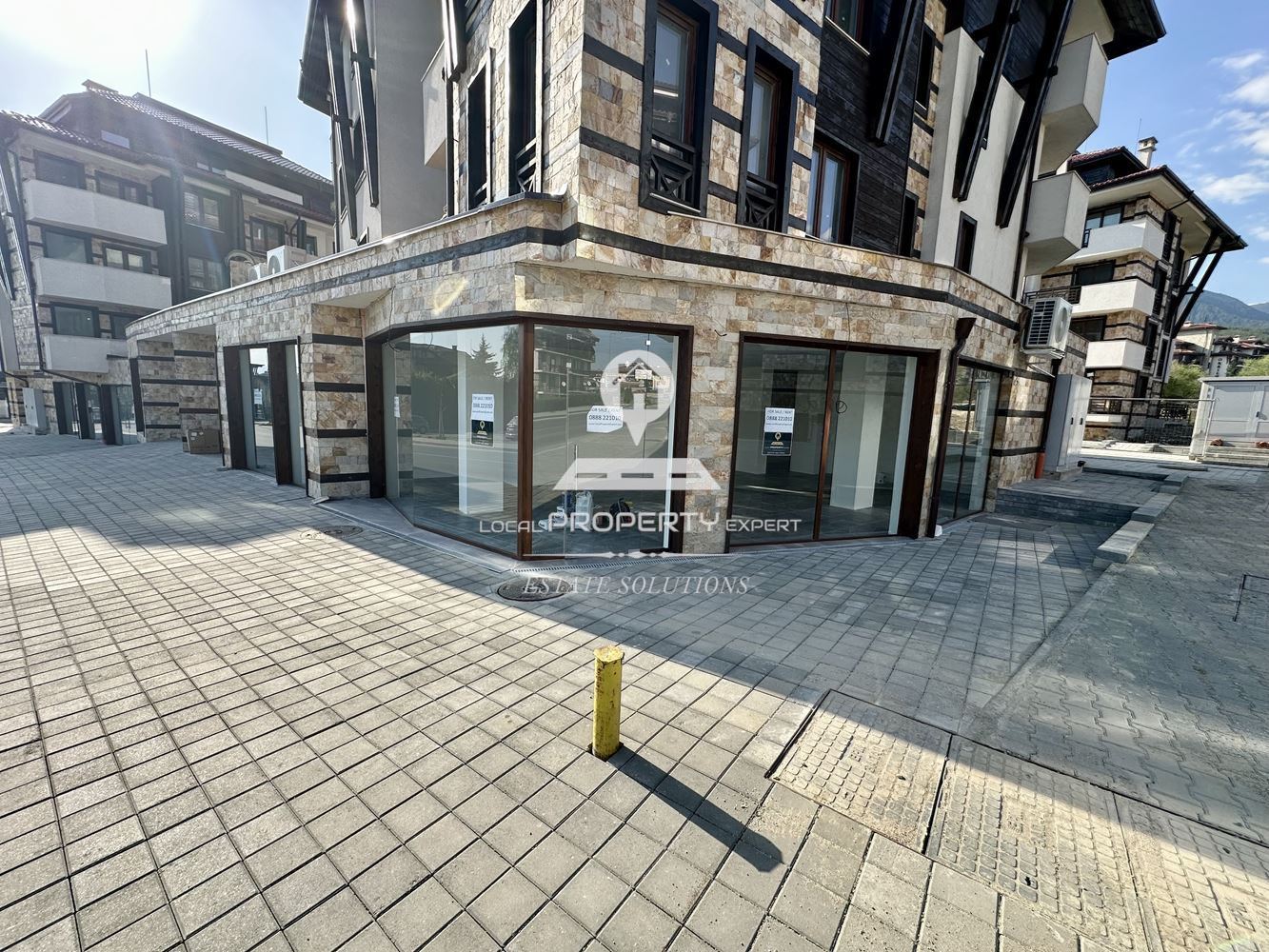 МАГАЗИН, ОФИС, РЕСТОРАНТ НА ТОП ЛОКАЦИЯ В ГР. БАНСКО. - 0