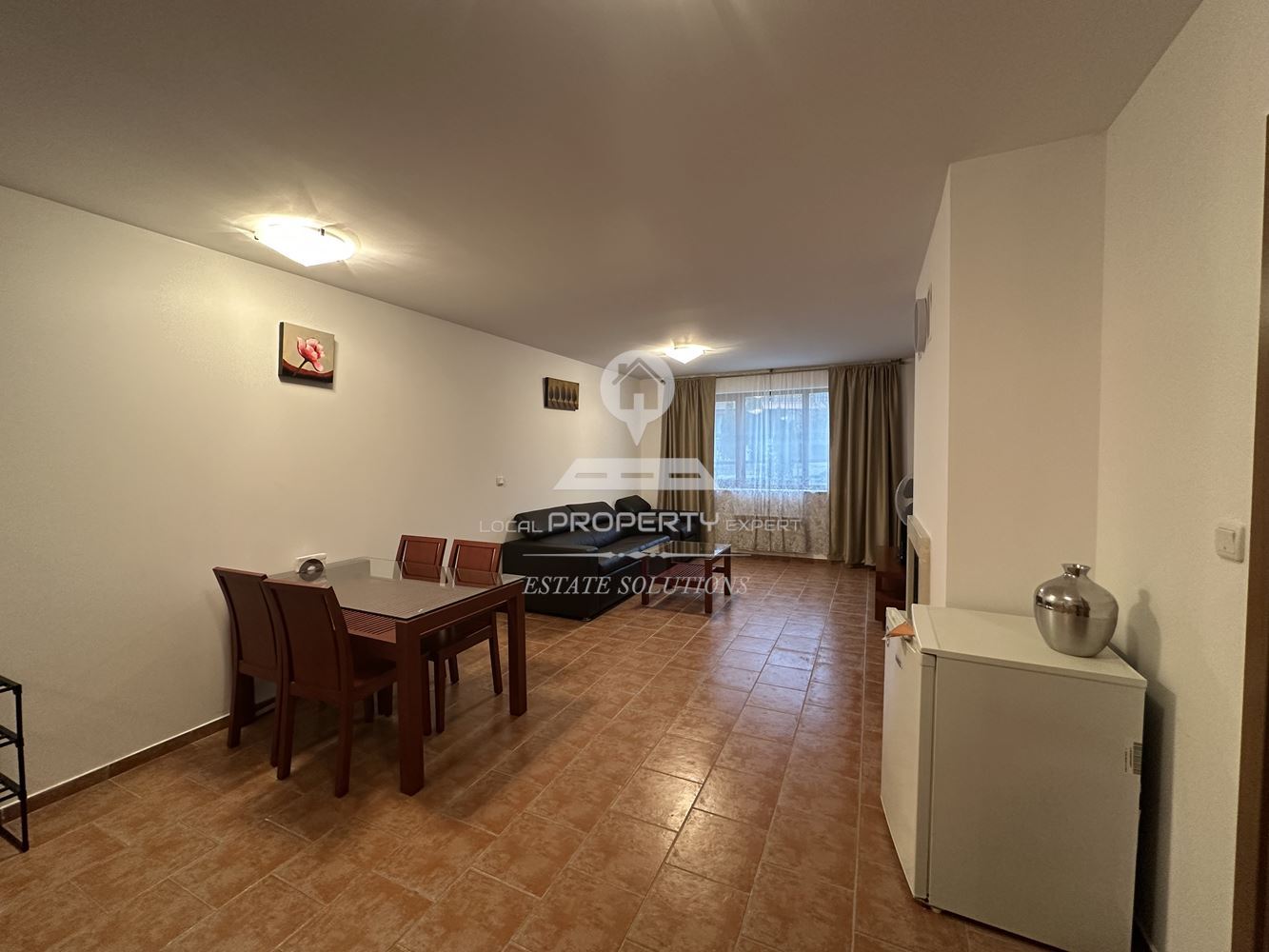 ОБЗАВЕДЕН, ТРИСТАЕН АПАРТАМЕНТ, ПОД НАЕМ В ЖИЛИЩНА СГРАДА "PRESPA", М. ГРАМАДЕТО, ГР. БАНСКО. - 0